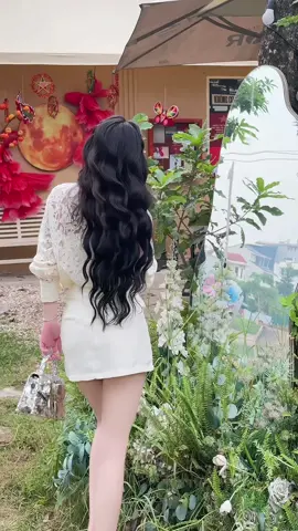 Chẳng cần nghiêng nước nghiêng thành  Chỉ cần nghiêng đúng góc xinh là dừng!!! #xuhuongtiktokkk #viralvideo 