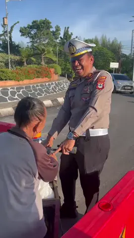 Matur suwun Gih,,sehat selalu Mbah. 