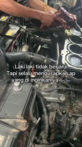 #viralvideos #viraltiktok #fyp #xybca #vidioviral #mekanik #mekaniktiktok #bengkelmobil #mekanikmalam #bengkellas #engineering #mekanikindonesia #teknisi #mekanikmuda #bengkel #bengkeltiktok 
