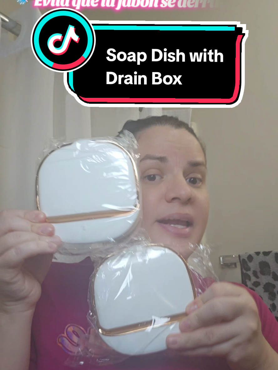 🧼 “Tu jabón siempre seco y protegido” Mantén tu baño organizado con este porta jabón con drenaje y tapa abatible. Fácil de instalar, sin perforaciones. #BathroomMustHave #SoapHolder  #HomeEssentials #TikTokMadeMeBuyIt #soapdish 