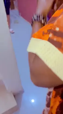 elle m'en elle ce lave pas 