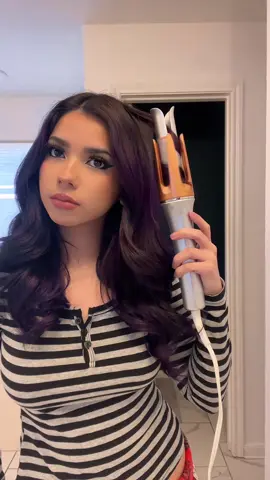 The best curler! @SHEGLAM @SHEGLAM HAIR US #sheglam #sheglamhair #sheglamitcurl #sheglamhotstreak 