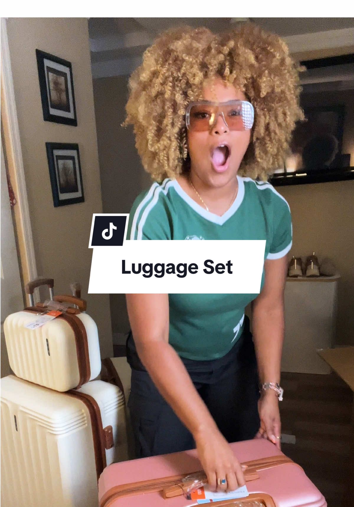 I found a set of rose gold suitcases that were the same quality as a $150 suitcase!  #luggage #luggageset #suitcase #travel #giftideas  @HARMORA 