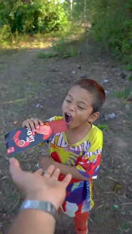 Outdoorfood U Are So Kind Bro Share Snack In Forest #survival #camping #forest #outdoor #bushcraft - Primitive Natural World