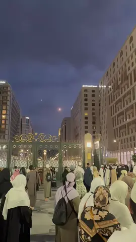rudal di langit madinah #madinah #modalkontendoang #rudal #brekingnews 