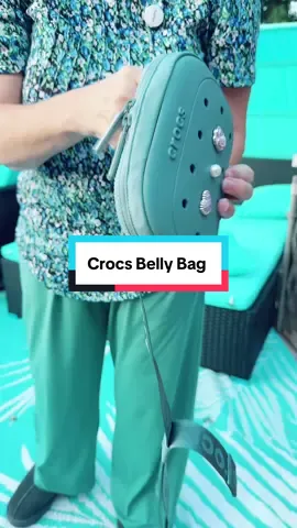 Free shipping and a brand new drop on the waste bag. #Crocs #waistbag #BellyBag #ChristmasGift.@Crocs 