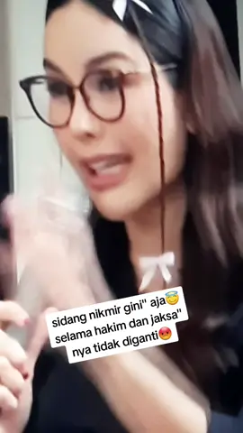 yang pantas jadi hakim itu nikmir karna hakim & jaksa