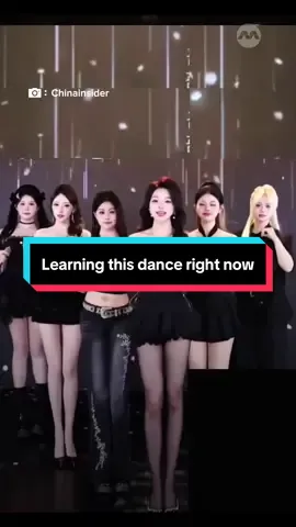Strangely hypnotic. #8dayssgtrending #8dayssg #sgtiktok #fyp #dancechallenge 