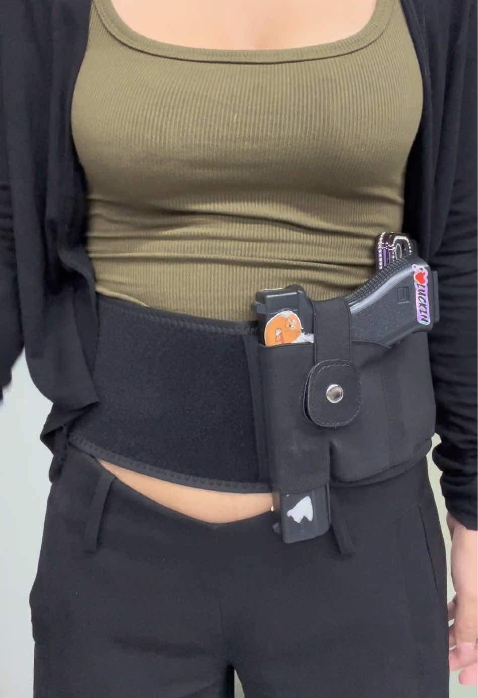One size fits all: Stretches to fit up to a 44