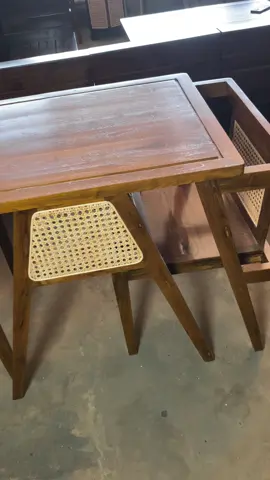 Satu set, banyak fungsi!✨ Kursi multifungsi ini cocok banget buat ruang makan atau teras. Praktis, hemat tempat, dan tetap estetik! - bahan full kayu jati - bisa req finishing  - menggunakan rotan alami  #mebeljepara #furniture #kursiteras #kursimakan #kursiminimalis 