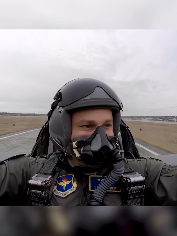 C-130 Pilot Rides in F-16 Demo Airshow Demo - The Afterburn Podcast