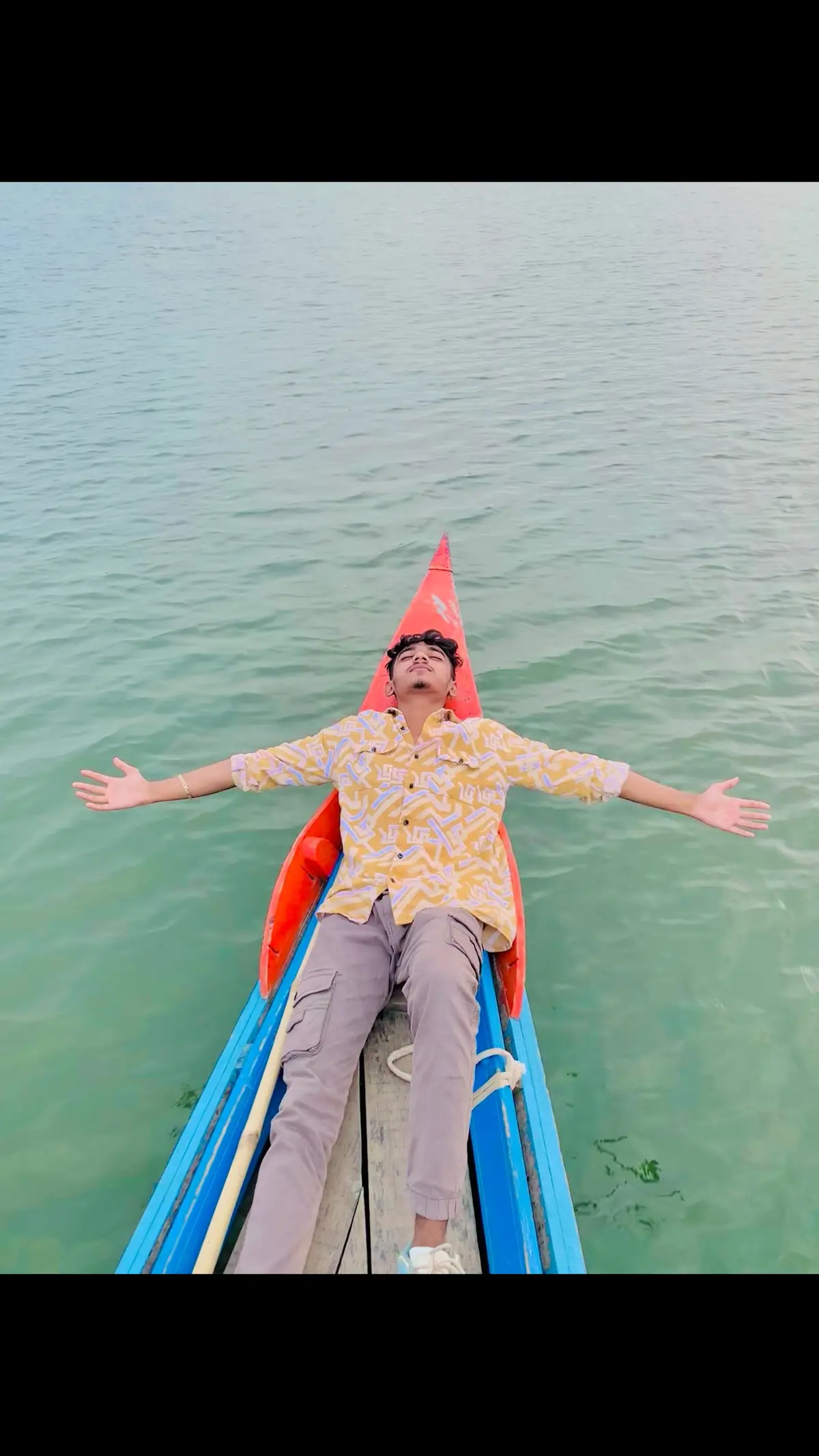 ছায়া এড়িয়ে গেলেও মায়া এড়ানো কঠিন -😅❤‍🩹