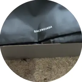 #рекомендации #баленсиагатрак #траки #balenciaga 