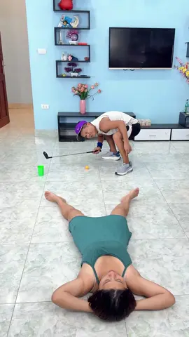 We are golf champions 🏌️‍♂️😂 #couple #funny #foryou #trending #golf 