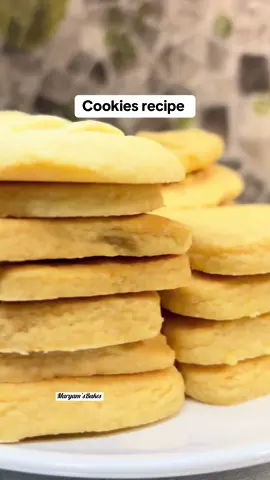 Cookies recipe  250g of soft margarine  1/2 cup of sugar (100g)  1/4tsp of salt  1/2 tsp of flavour  1/4 cup of powdered milk 3 cups of flour! #MaryamsBakes #cookies #cookiesrecipe #dutchland🇩🇪 