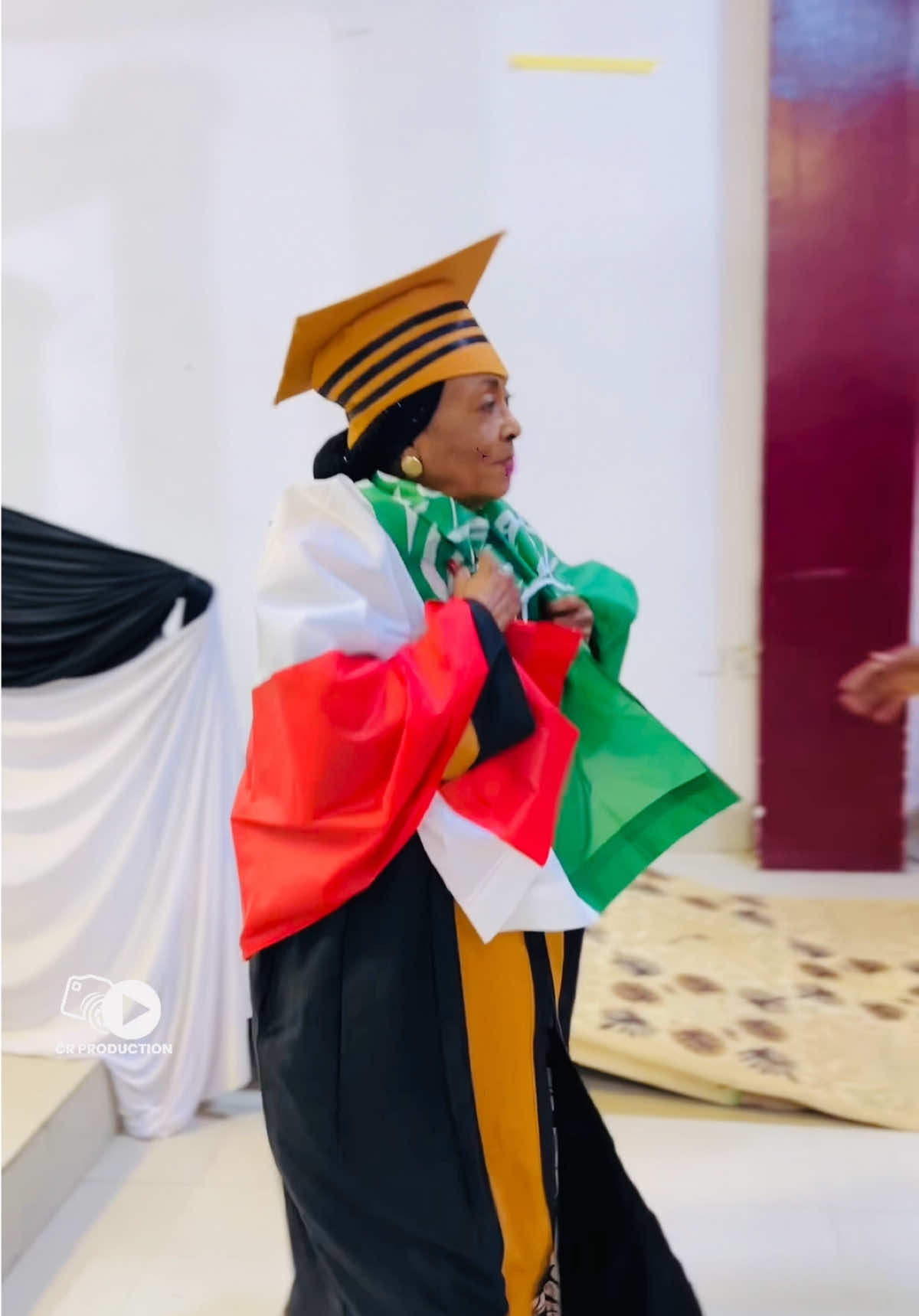 Maamada qaranka Adna Adan Alloow cimriga kuu dheeree 🤲🤲 #crproduction #fyp #graduation #fypage 