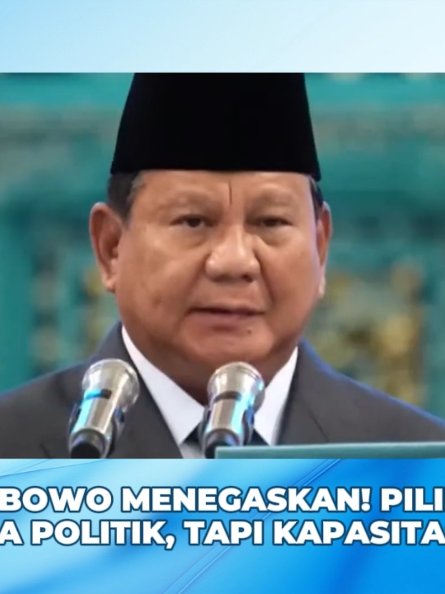 Presiden Prabowo menegaskan bahwa pemilihan pejabat tidak semata-mata didasarkan pada kepentingan politik. Lebih dari itu, kriteria utama adalah kapasitas, integritas, dan keberanian dalam mengeksekusi kebijakan. Menurutnya, bangsa ini membutuhkan pemimpin yang tidak hanya pintar berbicara, tetapi juga memiliki keberanian untuk bertindak nyata. Sosok menteri harus hadir sebagai pekerja keras yang siap mengabdi penuh untuk kepentingan rakyat, bukan sekadar simbol politik.  #fyp #reshuffle #xybcafyp #kabinetmerahputih #prabowo 