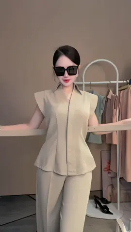 Chị em thích kéo áo ra hay bỏ vào quần thì đẹp hơn ?  #NgocDungStore #xuhuongtiktok #thoitrangnu #style #trending 