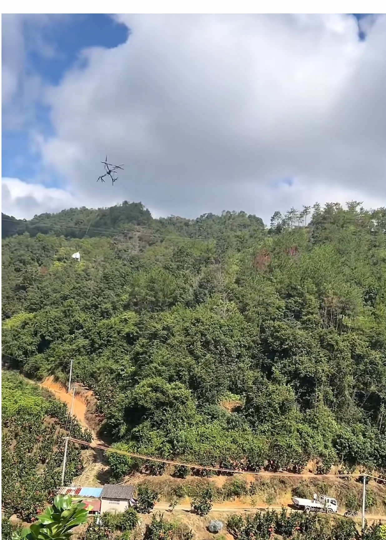 The moment a crash occurs.#djiagriculture #drone #dji #accident #djidrone 