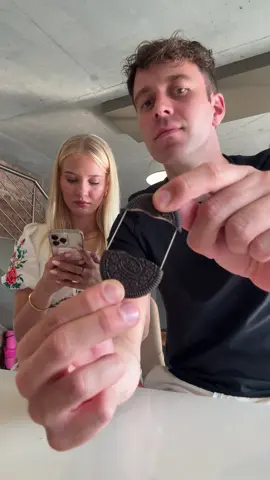 Oreo magic #tiktoksouthafrica🇿🇦 #magic #fyp @Juliet 