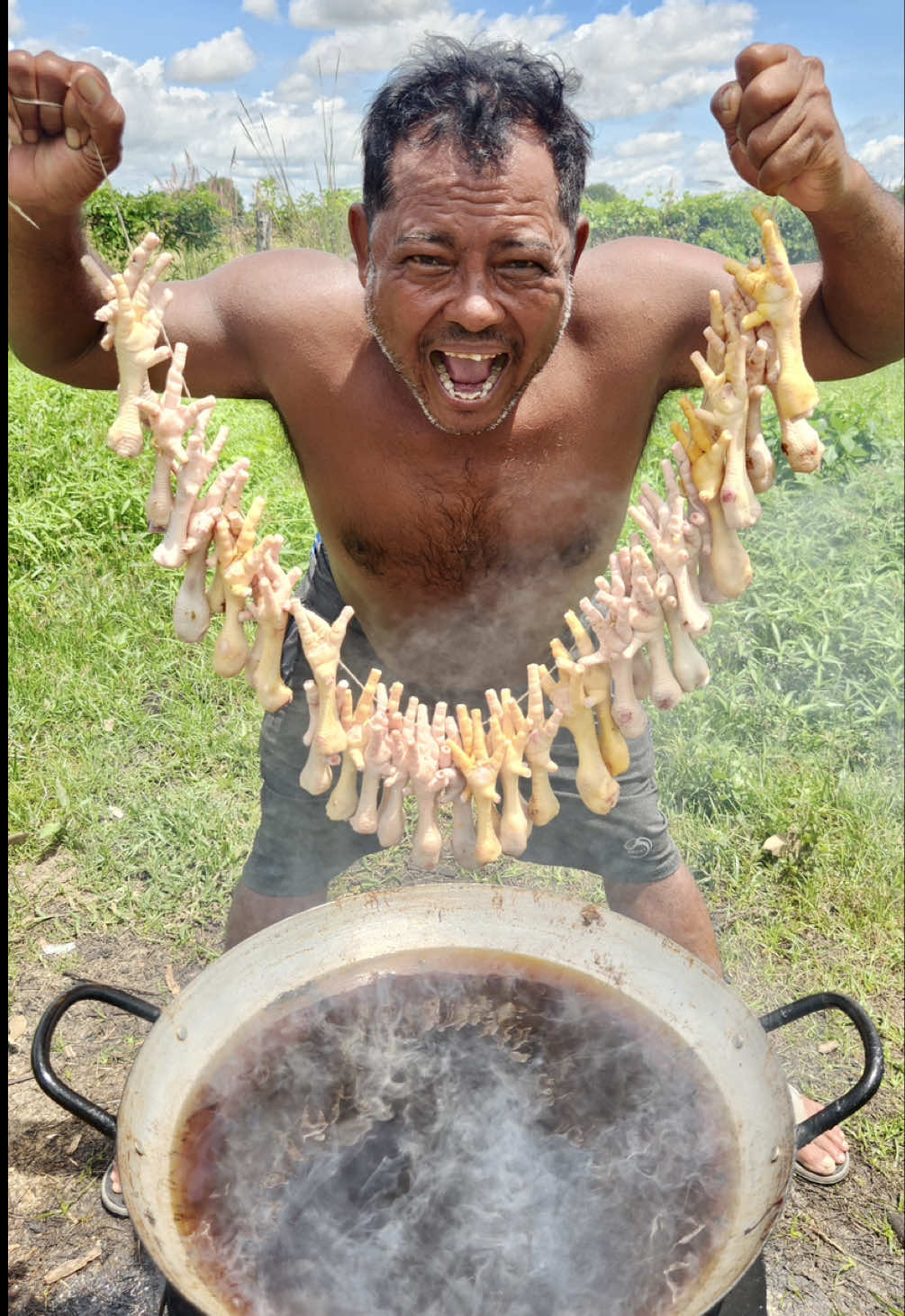 How to crispy chicken feet with chili salad recipe#tiktokfood #crispy #chicken 