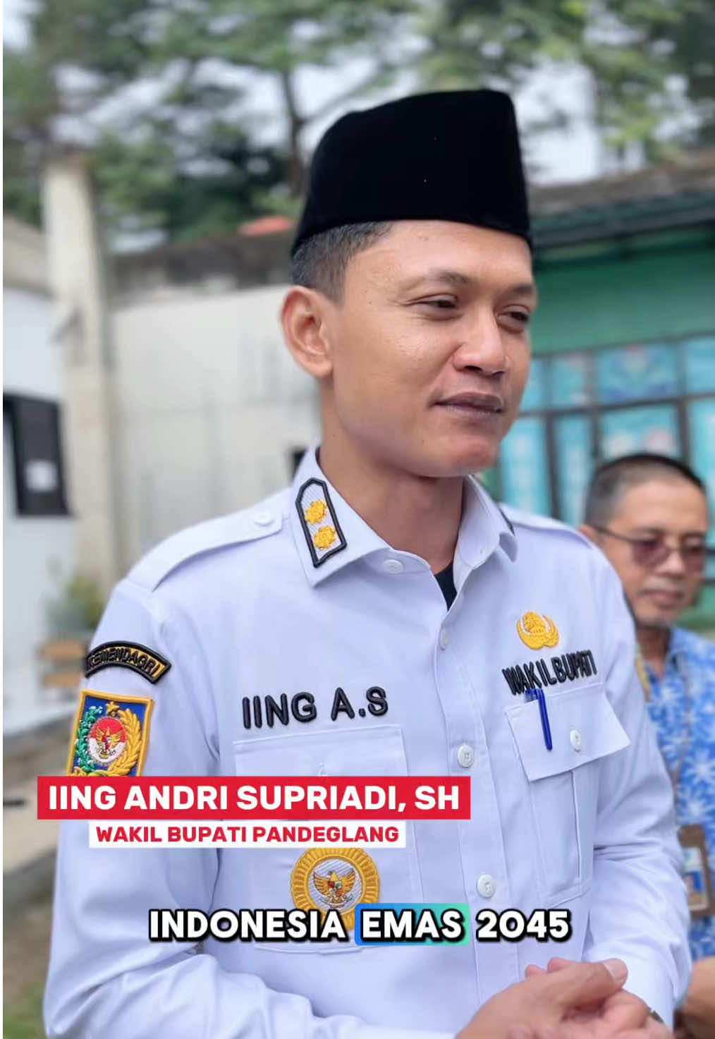 Wakil Bupati Pandeglang iing Andri Supriadi menghadiri Milad ke-11 Kampus STKIP Syekh Manshur. Semoga para mahasiswa senantiasa bersemangat menimba ilmu, berprestasi, dan menjadi generasi penerus bangsa. #iingandrisupriadi #masukberandafyp #viralfyp #fypシ゚ #stkipsyekhmanshur 