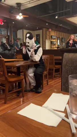 Just enjoying a simple evening out and Art walks in and is instantly done with me. 🤣 #hhn #hhnorlando #arttheclownterrifier #fyp #fypage 