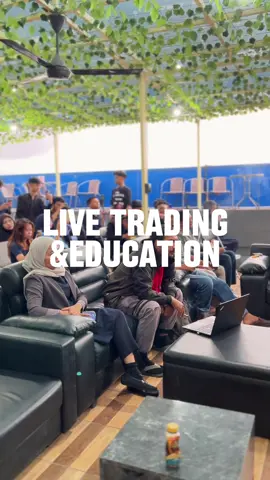 Mau lihat langsung gimana cara scalping profit dengan strategi 3EMA? Sekarang waktunya kamu belajar langsung dari ahlinya 💡 📊 Bukan sekadar teori, tapi praktik real di market! 📈 Signal scalping, analisa tajam, hasil cuan nyata 🚀 More info join :  https://bit.ly/tradingwithnidzfifx 📲WhatsApp : 0895-3290-88626