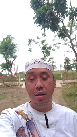 curahan hati panjang seorang ayah sekaligus duda buta yang harus terpisah dari kedua anaknya. terima kasih banyak yang berkenan mendengarkan sampai akhir dan semoga bisa menjadi manfaat bagi kita semua.