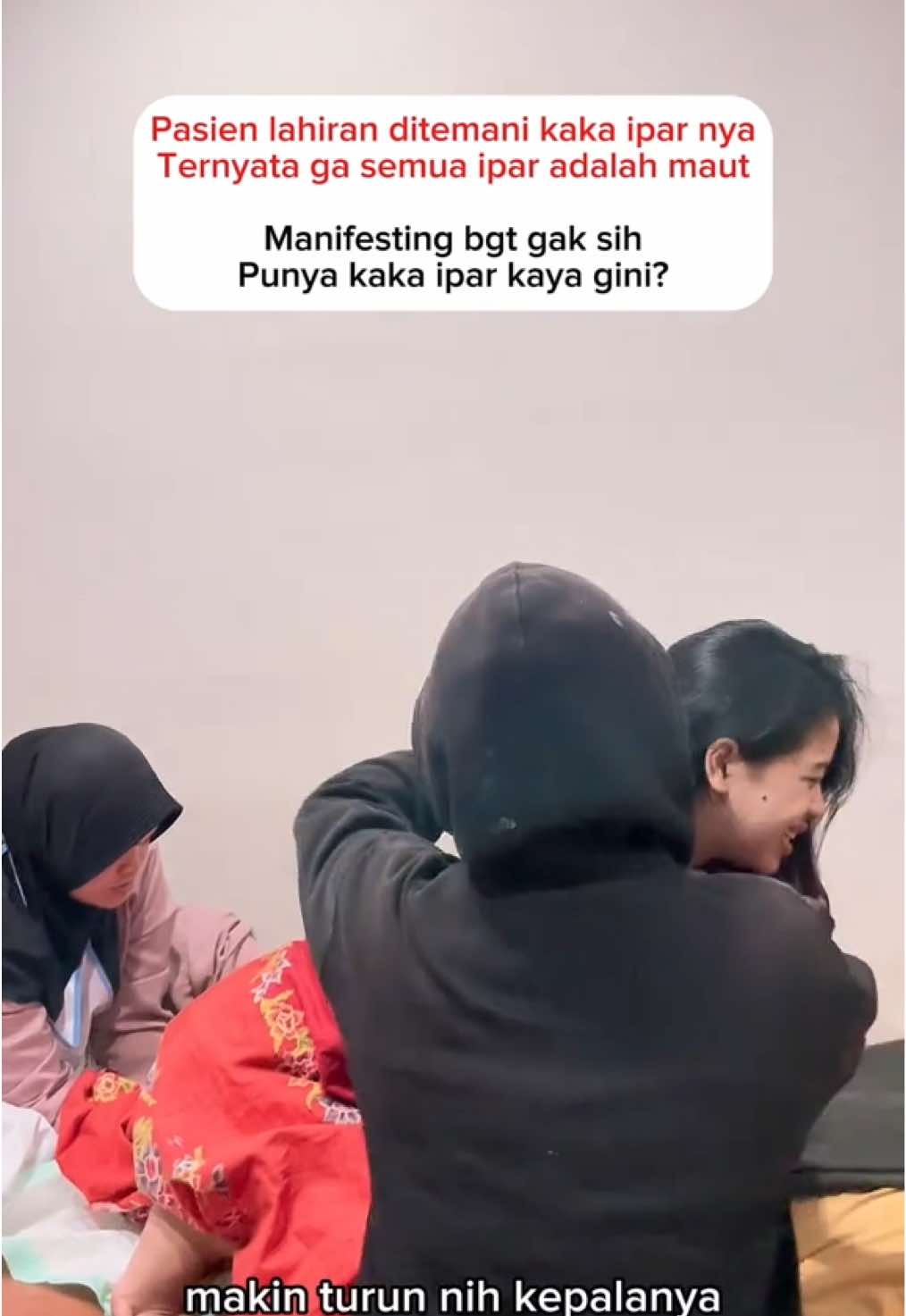 Pasien lahiran ditemani kaka ipar. Suami kerja saat istri lahiran. Kalo kalian punya kaka ipar kaya gini gimana nih? MasyaAllah😍 #fyp #korsetbamboo #korsetbambooviolet #liefmam 
