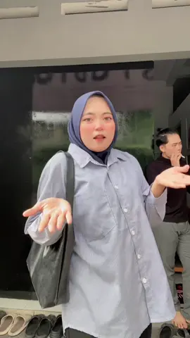 Yang belakang ikut wae🙄