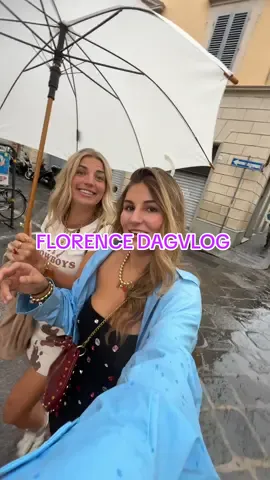Another sistertripppp 🤪💕 #florence #dagvlog #italy #florencehotspots alle outfits zijn van @LOAVIES *invited