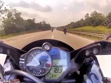 #yamahaR1 #fyp #299kmh 