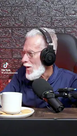 EL LOCO DE LA SELVA CAUSA GRAN CRÍTICA POR LAS RESPUESTAS QUE DIJO EN UN PROGRAMA. 