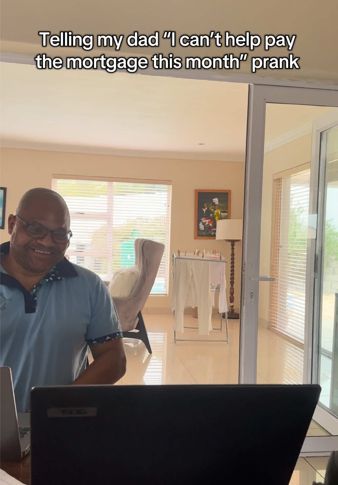 I had to put the phone in my pocket to hide that I’m recording 😭 #prank  #mortgage #dad #xhosa 