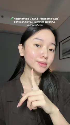 sekarang mau exfo pakai peeling serum udah ga perlu cekat cekit lagi deh, thanks to @whitestory.id 🫰🏻