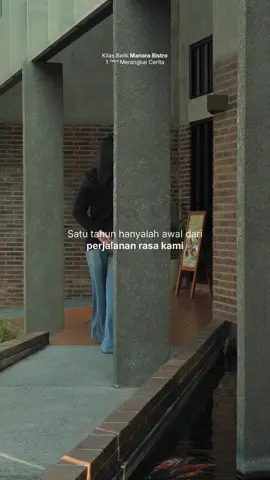 Setahun sudah sejak pintu Manara pertama kali terbuka. Waktu berjalan begitu cepat, tapi setiap langkahnya penuh cerita. Dari ruang kosong yang perlahan berubah, hingga menjadi tempat di mana banyak momen hangat tercipta 🥹💐 Kami bersyukur bisa menyajikan lebih dari sekadar hidangan, tentu juga tawa, pertemuan, dan kenangan turut tersaji di setiap mejanya. Semua itu mungkin karena kalian hadir dan menjadi bagian dari perjalanan kami. Terima kasih untuk tahun pertama yang begitu berarti. Mari kita sambut kisah-kisah baru di tahun-tahun berikutnya, dengan rasa yang lebih hangat dan pengalaman yang lebih berwarna. 𝗠𝗮𝗻𝗮𝗿𝗮 𝗕𝗶𝘀𝘁𝗿𝗼 07.00 – 22.00 WIB Jalan Muhammad Yamin No.92, Surakarta