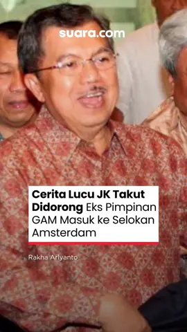 Momen Jusuf Kalla (JK) ketakutan ini diceritakan oleh eks Menkumham Hamid Awaluddin saat rapat dengar pendapat umum dengan Badan Legislasi di Kompleks Parlemen, Senayan, Kamis (11/9) sore. Hamid yang juga merupakan ketua delegasi pemerintah RI saat perundingan Helsinki dan Wakil Presiden RI ke-10 dan ke-12 itu dimintai pendapat dalam agenda pembahasan revisi Undang-undang Nomor 11 Tahun 2006 tentang pemerintahan Aceh. Rapat ini secara garis besar membahas soal isu strategis terkait masa depan otonomi di Aceh. JK dan Hamid sama-sama bercerita mengenai awal mula menjalin hubungan serta dialog dengan para pimpinan Gerakan Aceh Merdeka (GAM) hingga tercapai perjanjian perdamaian di Helsinki. #jusuf #kalla #jusufkalla #hamidawaluddin #aceh          