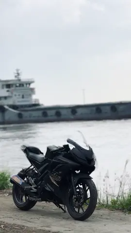 Ishq 🥹✨ #starlight #fmnx08 #foryou #yamaha #r15v3 #r15 