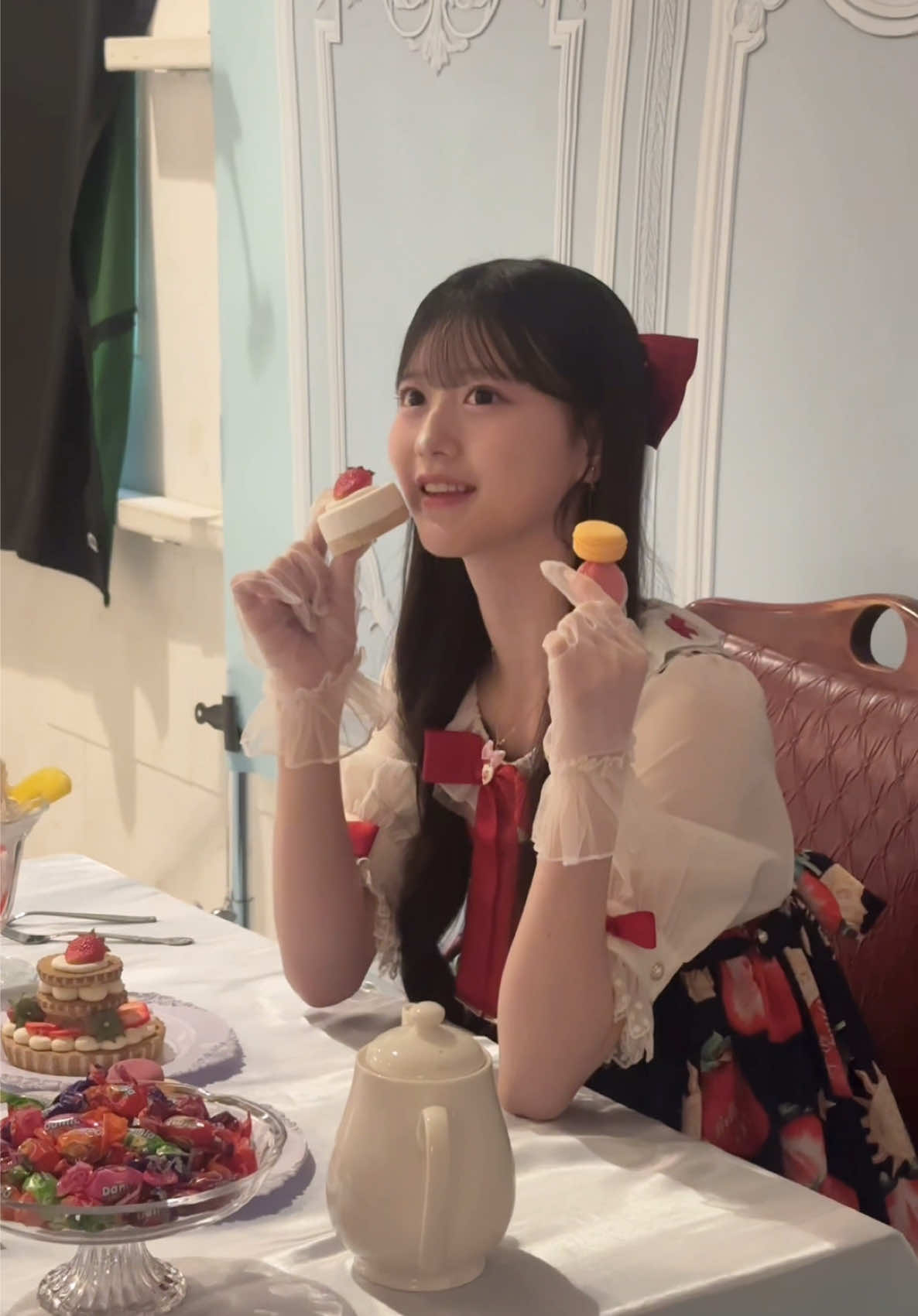 みんなクリーム付けるの口か鼻選べたらしいんだけど、あづは「八木ちゃんは鼻ね〜！」って決まってた！笑 #akb48 #八木愛月 #アイドル #おすすめ #05 