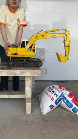 Bao nay nhiêu kg ma Đức cả xích luôn v ae #xecuoc #hitachi #xuhuongtiktok #sumitomo #xibich62 