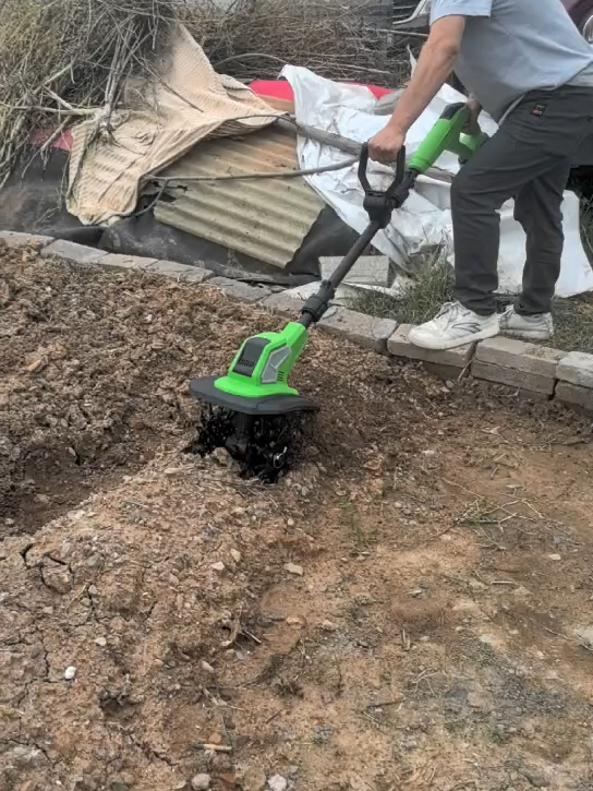 Máy xới đất mini dùng pin, xới đất, xạc cỏ, tạo luống nhanh chóng, siêu nhẹ ai ai cũng dễ dàng xử dụng