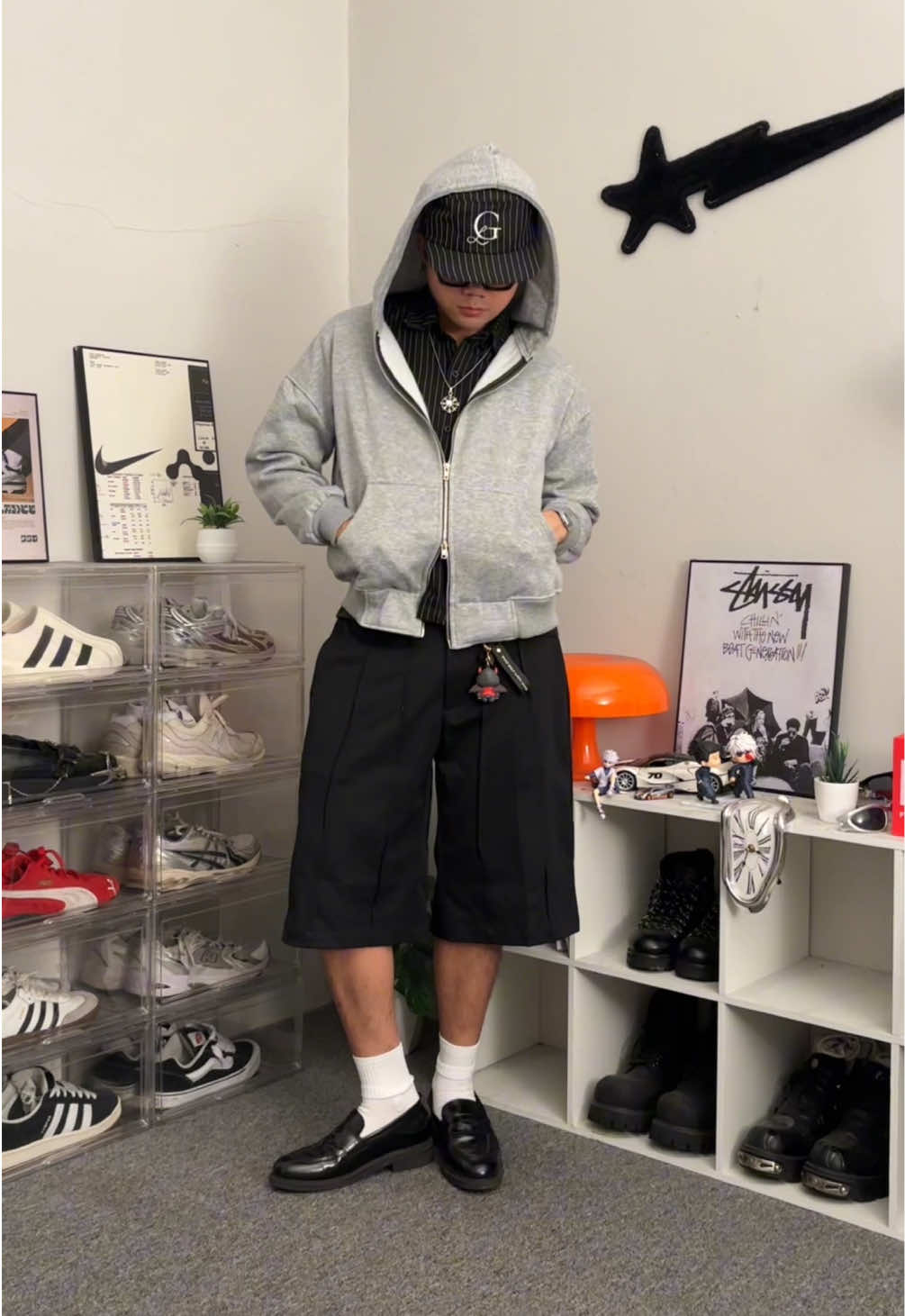damnn ganteng banget hoodienya woilah😭 #hoodie #fashion #gayaditiktok #TikTokFashion #rekomendasi 