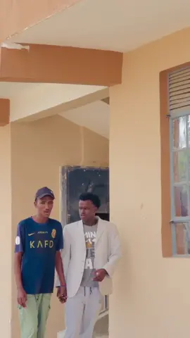@Rashka 🦅🦁🇩🇪🇺🇿 sifcn uu garac 😂😂@Daroodka.nool🦁🦅 #garissacontentcreater #garissatiktokers💢🥰💖💥💦 #teamfaqirgangi #bamse #somalitiktok @camirow4 @📍NGOJEA WAYE 📍 