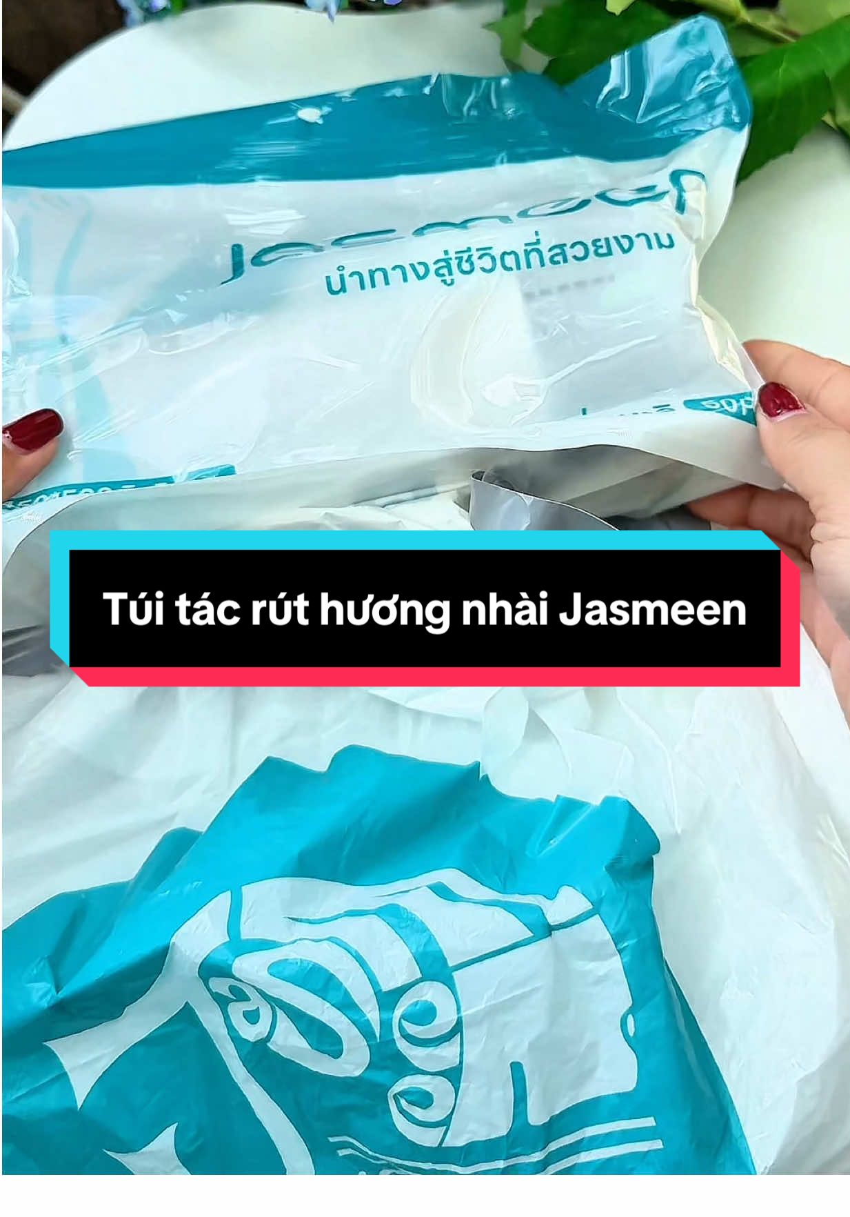 Túi đựng rác treo tường xài tới đâu rút tới đó tiện lợi hương hoa Nhài Jasmeen #giadungzyhome #tuidungractreotuong #tuidungracjasmeen #tuidungrac @GIA DỤNG ZYHOME 🌿  @GIA DỤNG ZYHOME 🌿 