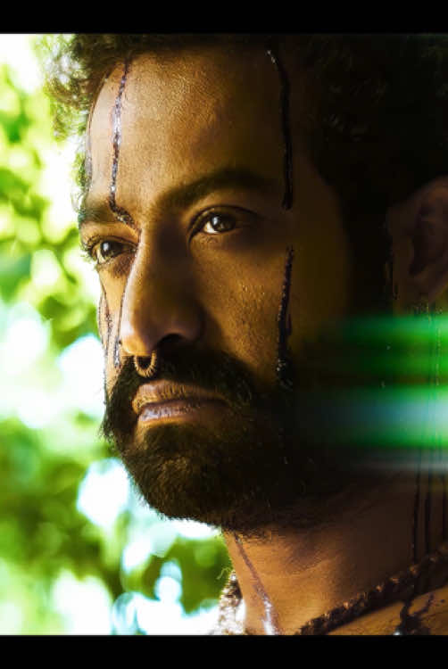 The man risked his life to capture the beast, never expecting that his purpose was actually to...#movie #film 