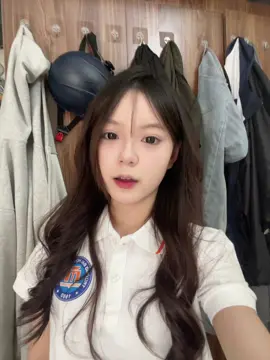 ? bị j mà tay run z kbiet 