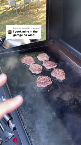 Replying to @roush74 How do you block the wind? #grill #bbq #griddle #wind #tiktokshopcreatorpicks 