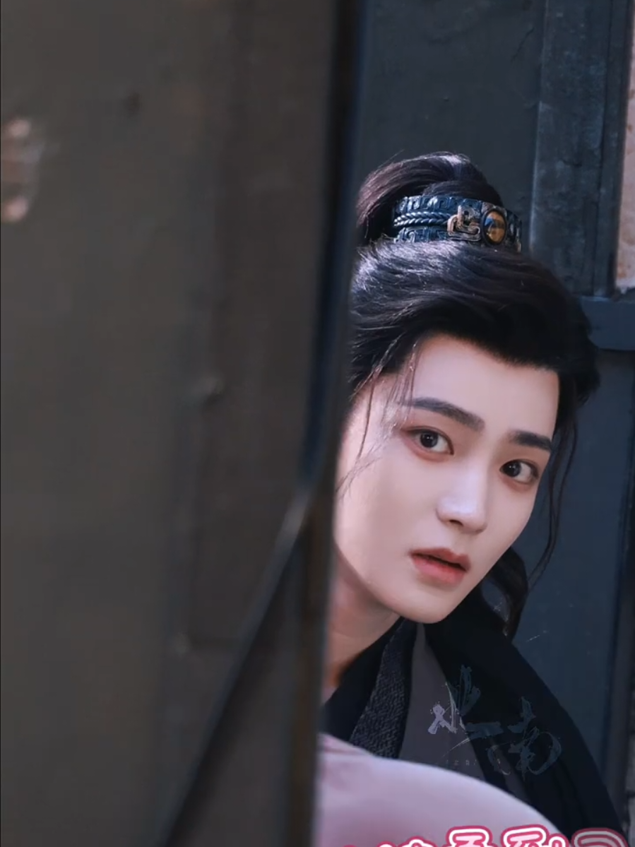 11-09-25 (💼 Day 53) จ๊ะเอ๋🤗侯明昊萧无衣 / Xiāo wúyī /เซียวหวู๋ยี🎬《雀骨/Que Gu/Sparrow Bone/กระดูกนก》🐒🥝💚🪶#โหวหมิงฮ่าว #houminghao #侯明昊 #sparrowbone #ติ่งซีรี่ย์จีน @เพลงหวานRaja🥝 @เพลงหวานRaja🥝 @เพลงหวานRaja🥝 