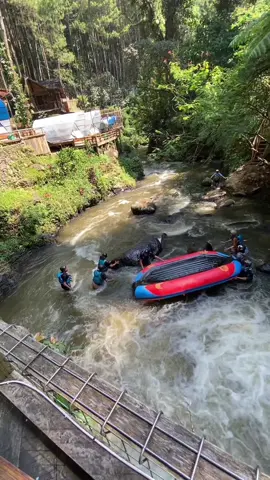 POV: rafting core perahu terbalik  #rafting #raftingcore